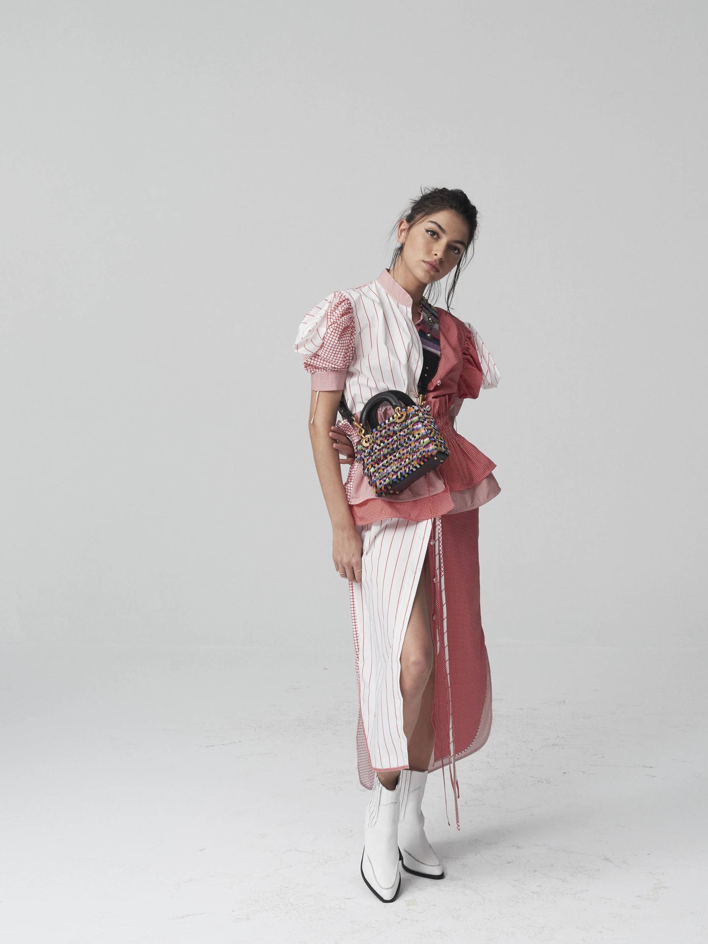 Lucía Rivera en una editorial de moda. (Foto: Pepe Lobez)