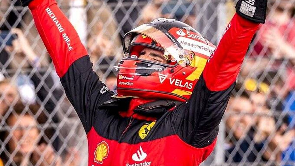 "Stop inventing": así ganó Carlos Sainz el pulso a Ferrari en su primera victoria de la F1