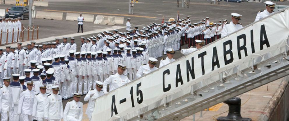 Foto: Economía de guerra: dos buques de la Armada, de promoción por Australia, Asia y África
