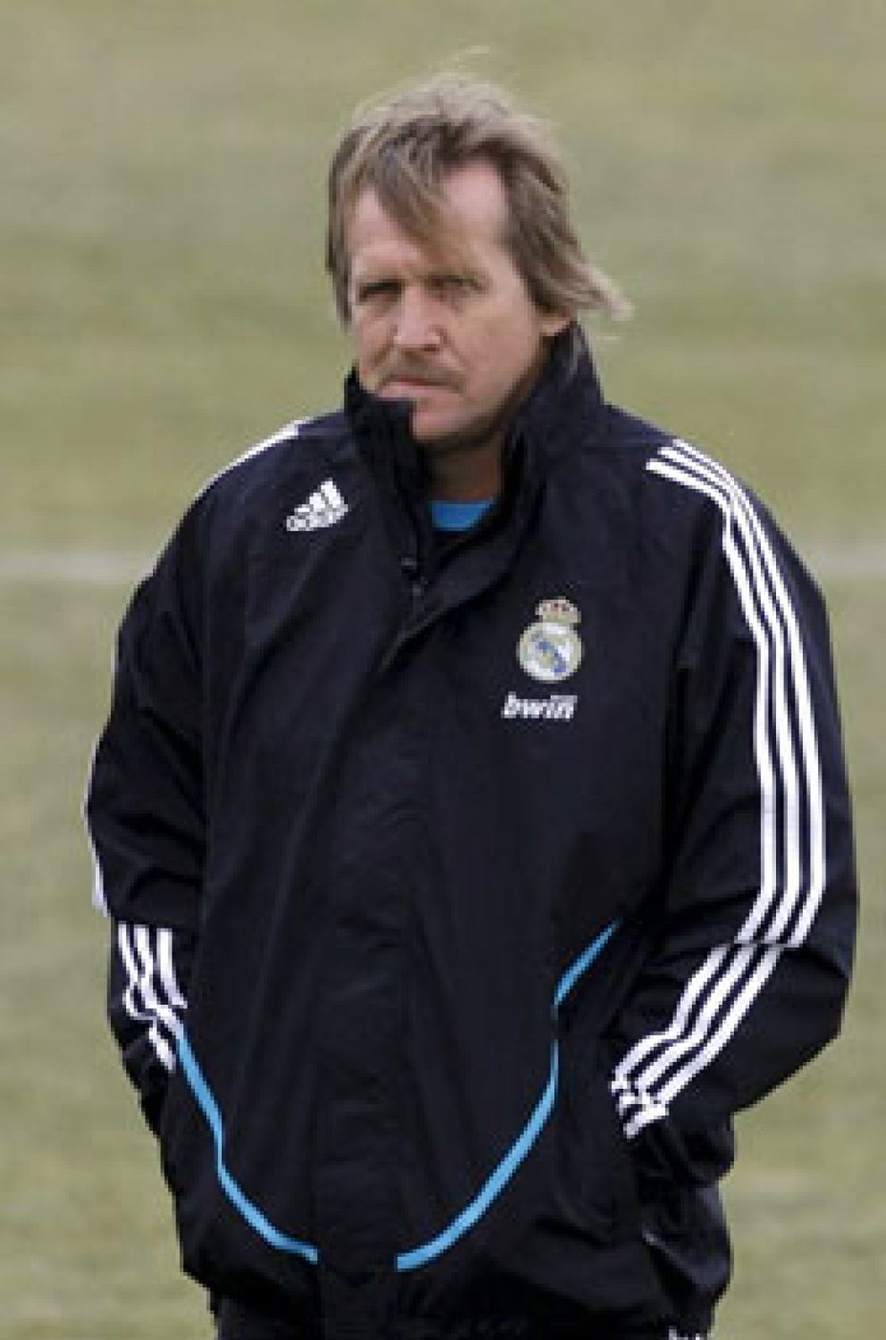 Foto: El Real Madrid destituye a Schuster y ficha a Juande Ramos