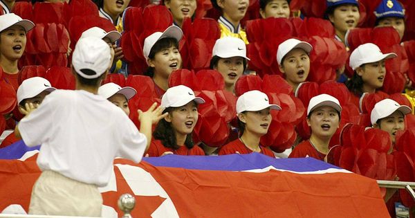 Foto: Grupo de animadoras de Corea del Norte en los Juegos de Asia de 2012. (Reuters)