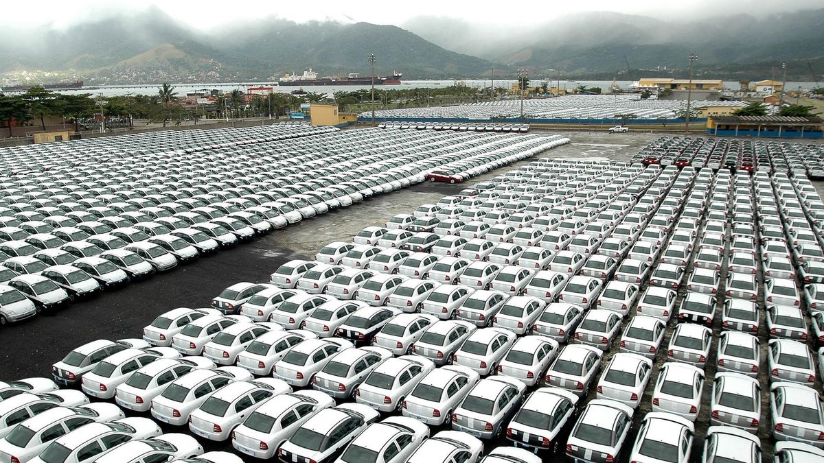 Las ventas de coches crecieron un 2% en 2015 hasta los 72,8 millones
