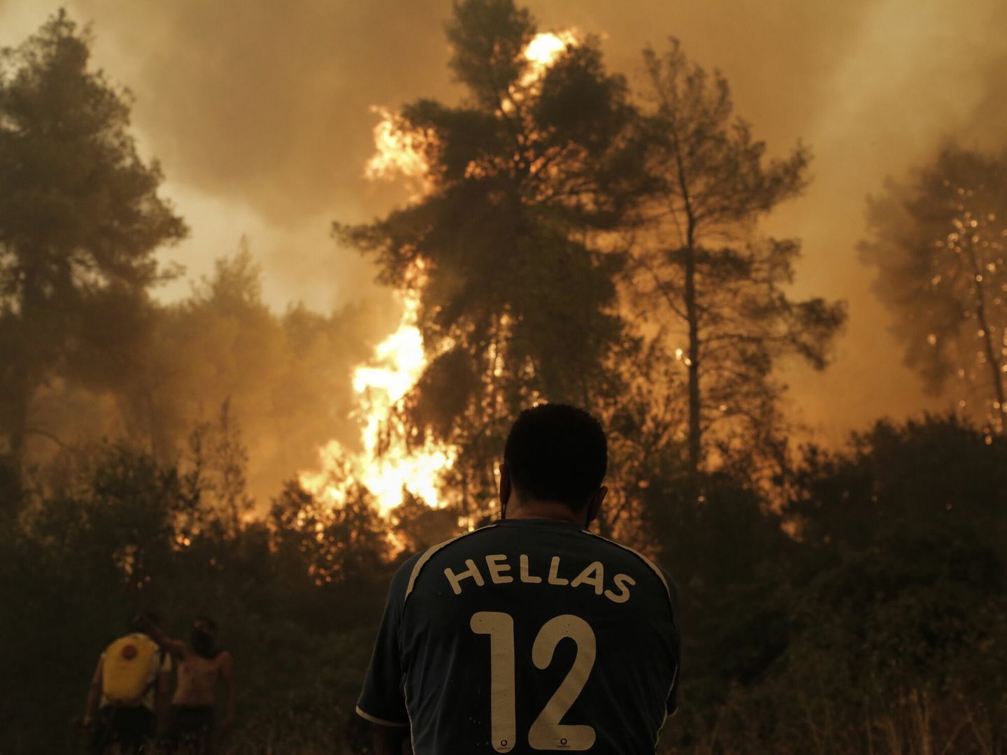 El fuego esta arrasando los bosques de Grecia. (EFE) 