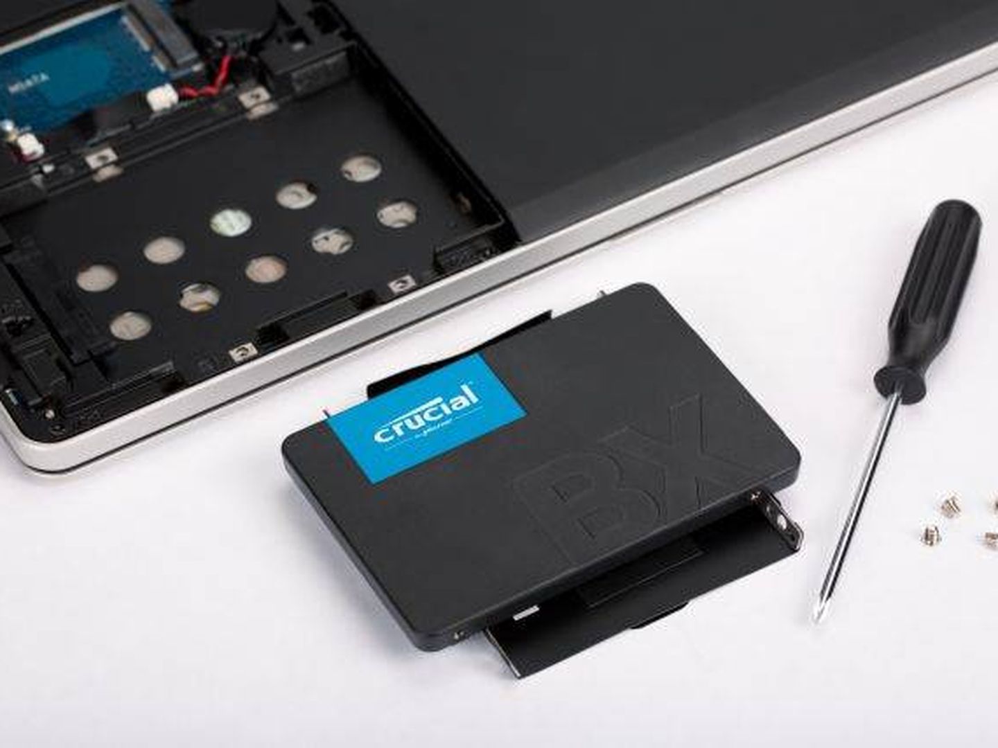 La unidad SSD Crucial BX500 480GB es una de las que ofrece una mejor relación calidad-precio (Imagen: Crucial)