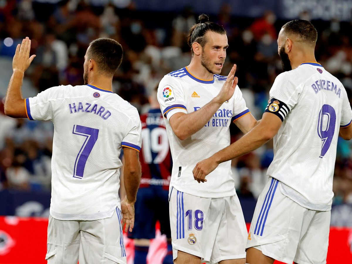 Foto: Hazard, Bale y Benzema, contra el Levante. (EFE/Juan Carlos Cárdenas)