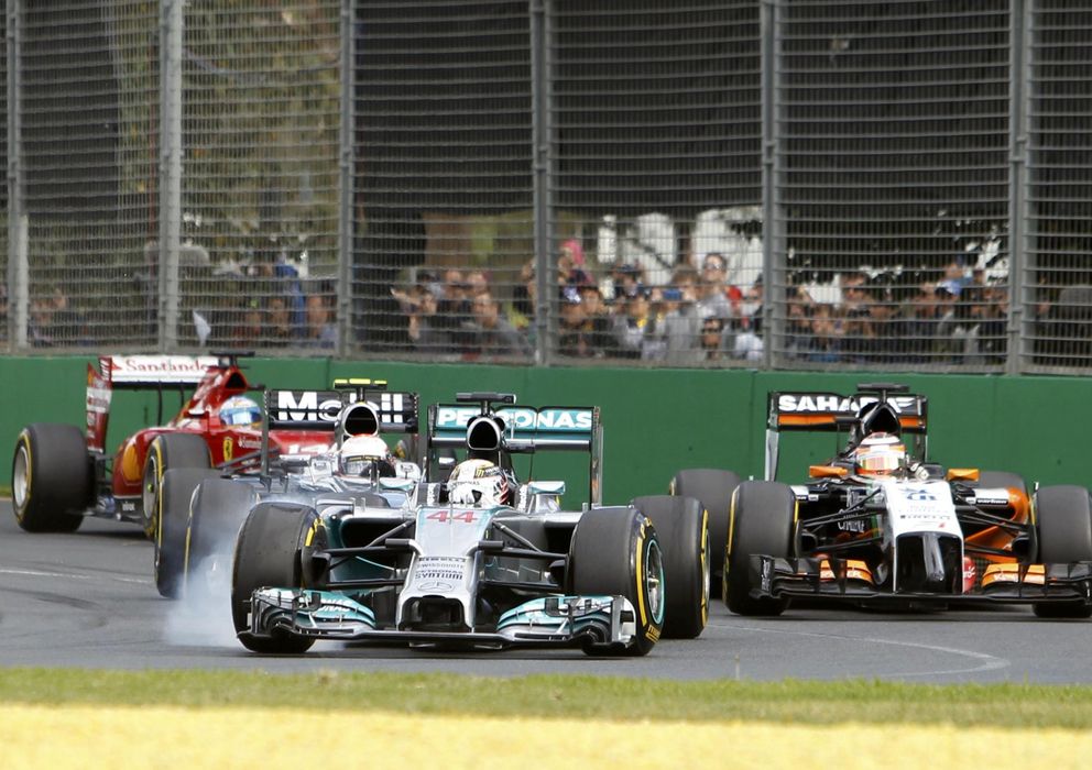 Foto: Lewis Hamilton al comienzo de la carrera del pasado domingo.