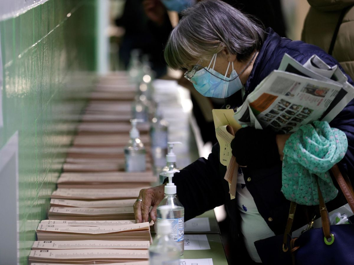 Foto: A pesar de la pandemia, las elecciones en Madrid este 4 de mayo han cosechado una buena cifra de participación. (EFE)