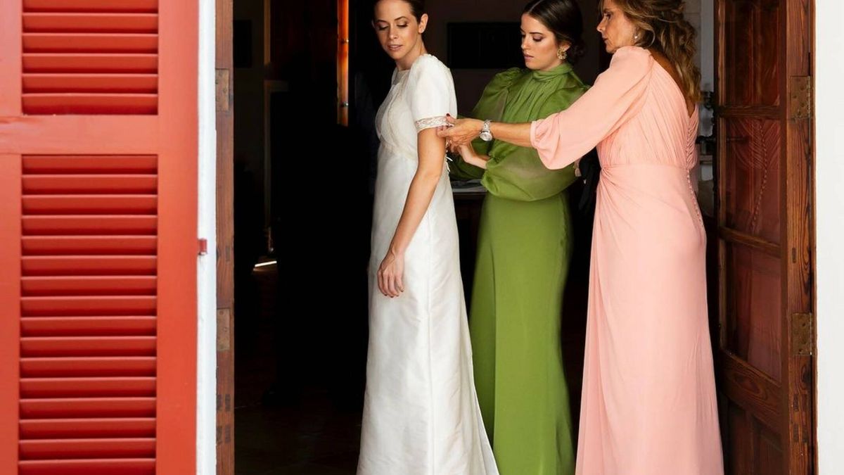 ¿Quieres reutilizar el vestido de novia de tu madre para tu boda? Una diseñadora nos cuenta cómo