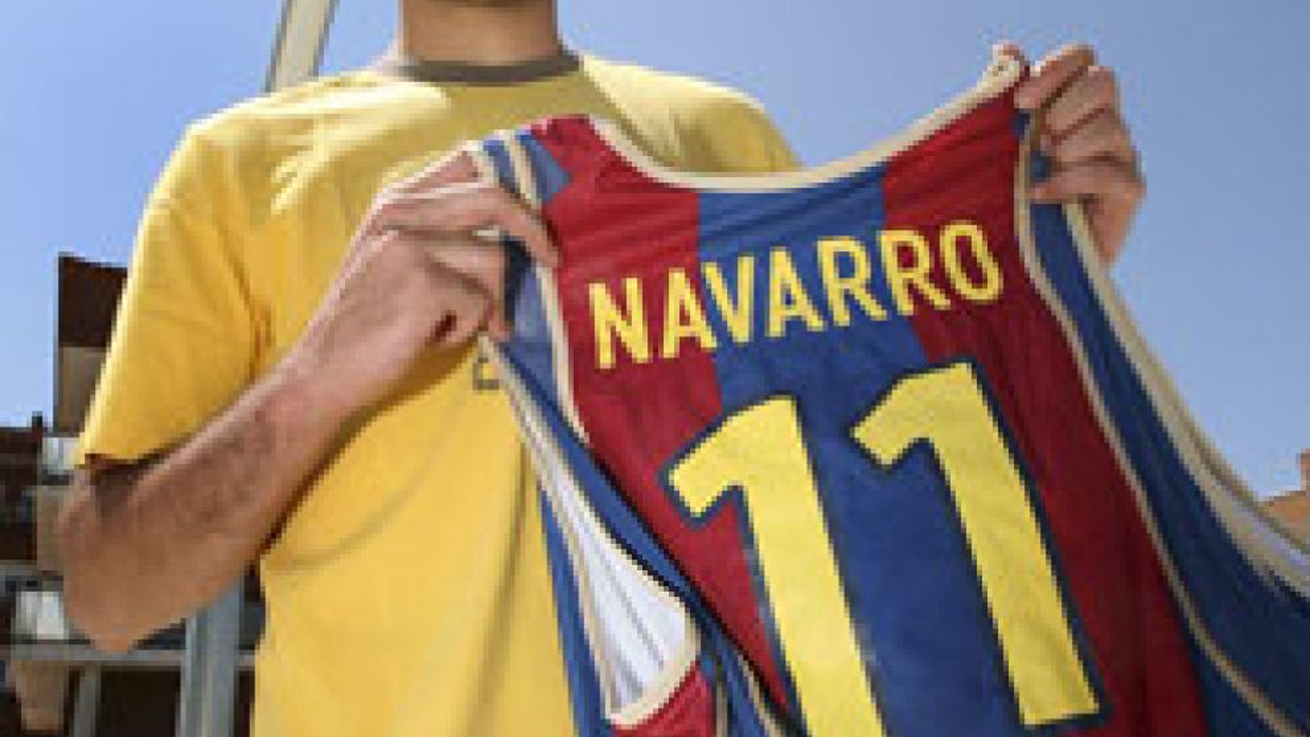 Navarro: "Vuelvo a casa para hacer historia con el Barça"