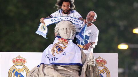 El Real Madrid se da un baño de masas en Cibeles y se conjura para remontar al City