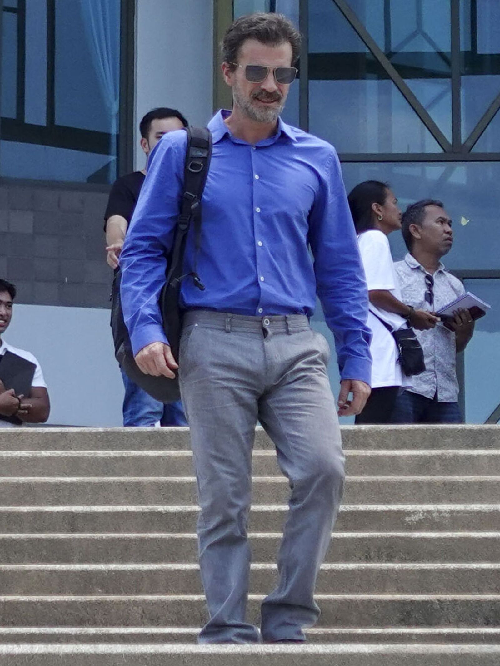 El actor Rodolfo Sancho en Tailandia, tras una de las jornadas del juicio de su hijo. (EFE/Sitthipong Charoenjai)