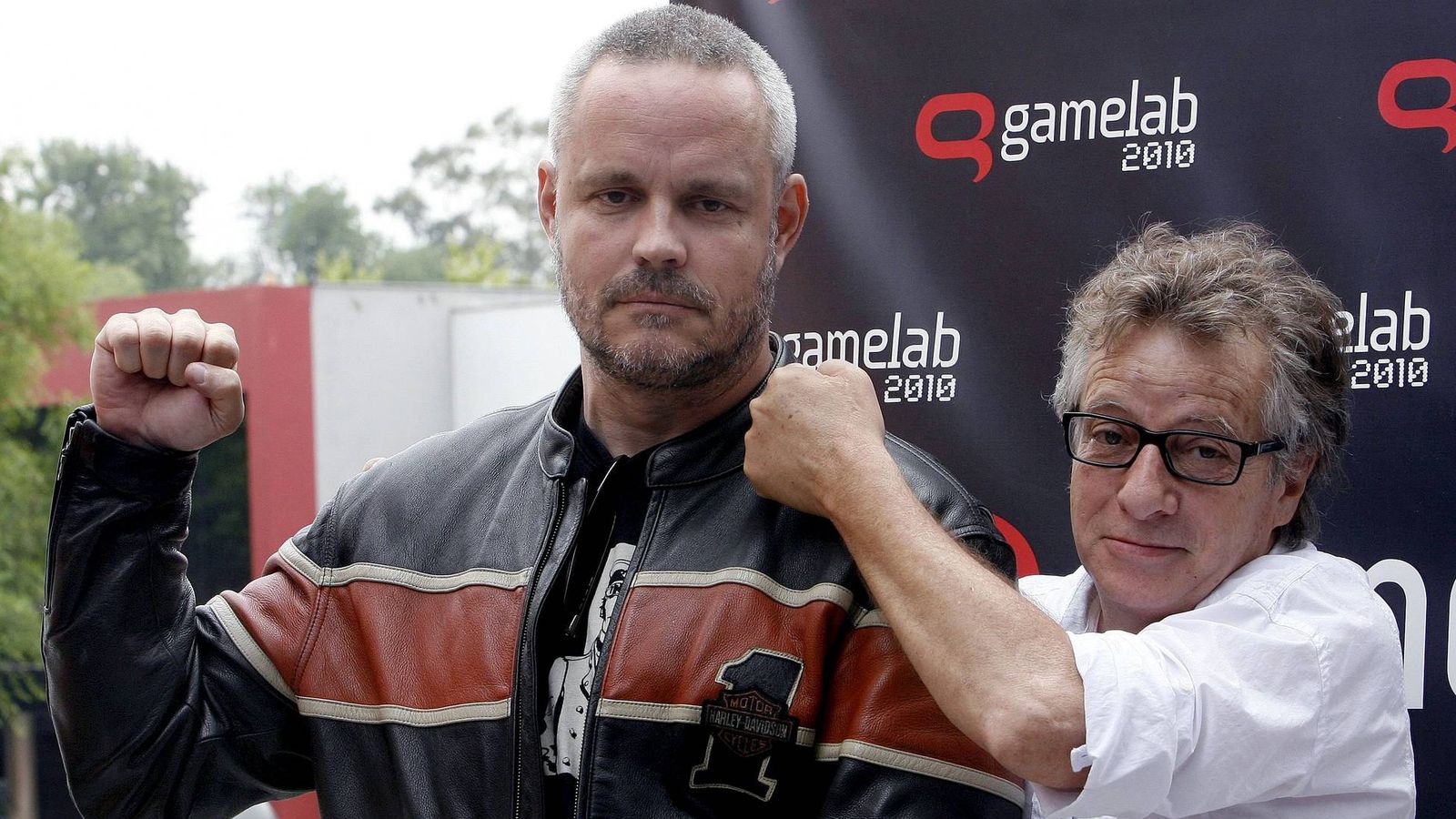 Foto: Gonzo Suárez, junto a Javier Mariscal, en la edición 2010 de Gamelab, celebrada en Gijón. (EFE)