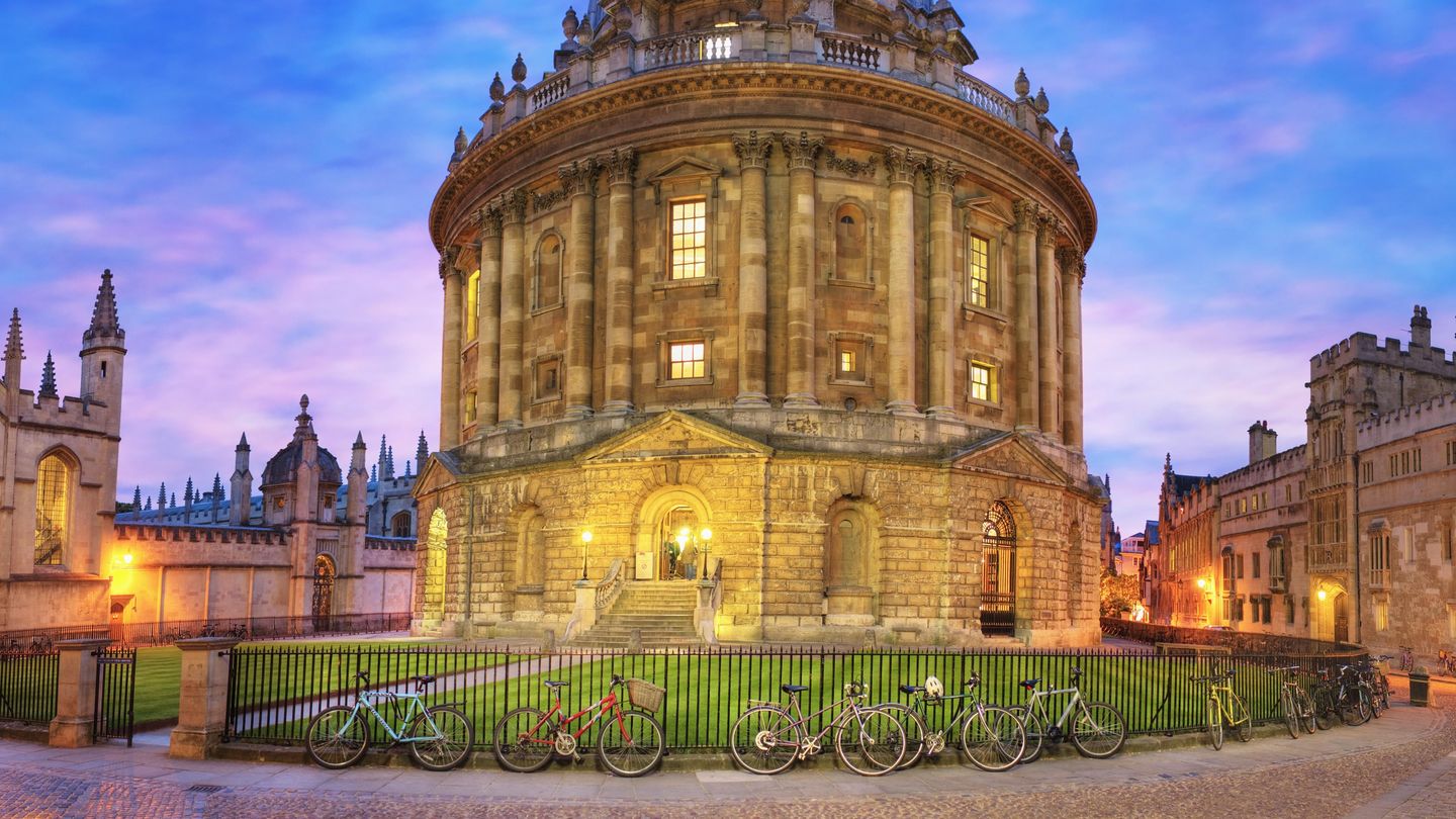 La Cámara de Radcliffe en Oxford, uno de sus edificios más emblemáticos. (Paul Hardy/Corbis)