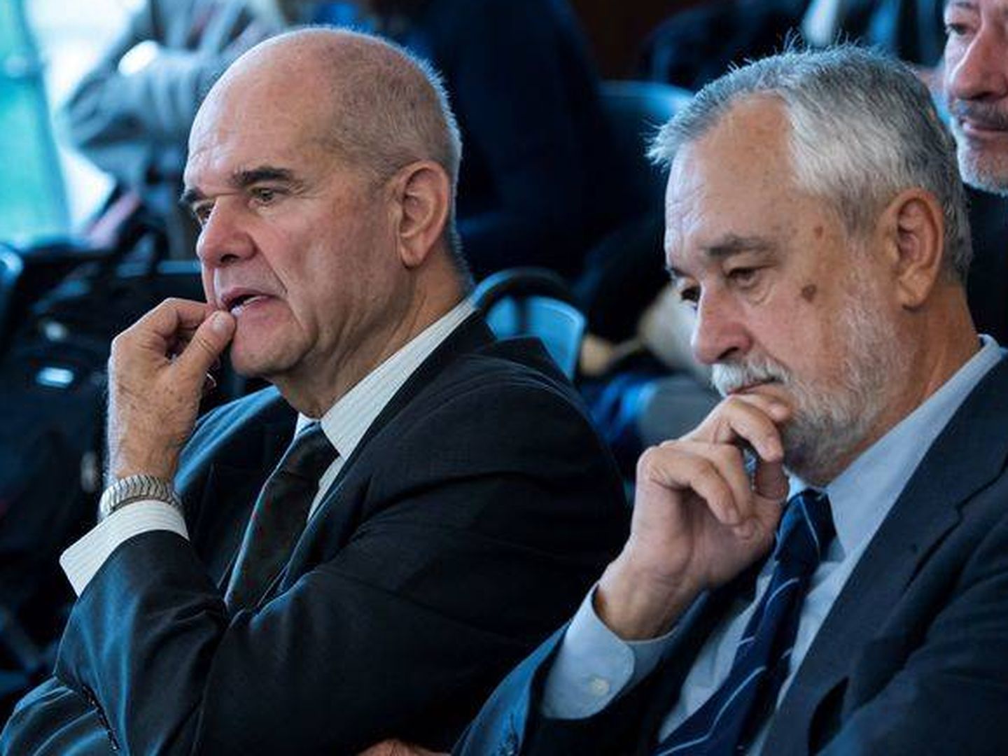 Manuel Chaves y José Antonio Griñán, en una de las sesiones del juicio de los ERE. (EFE)