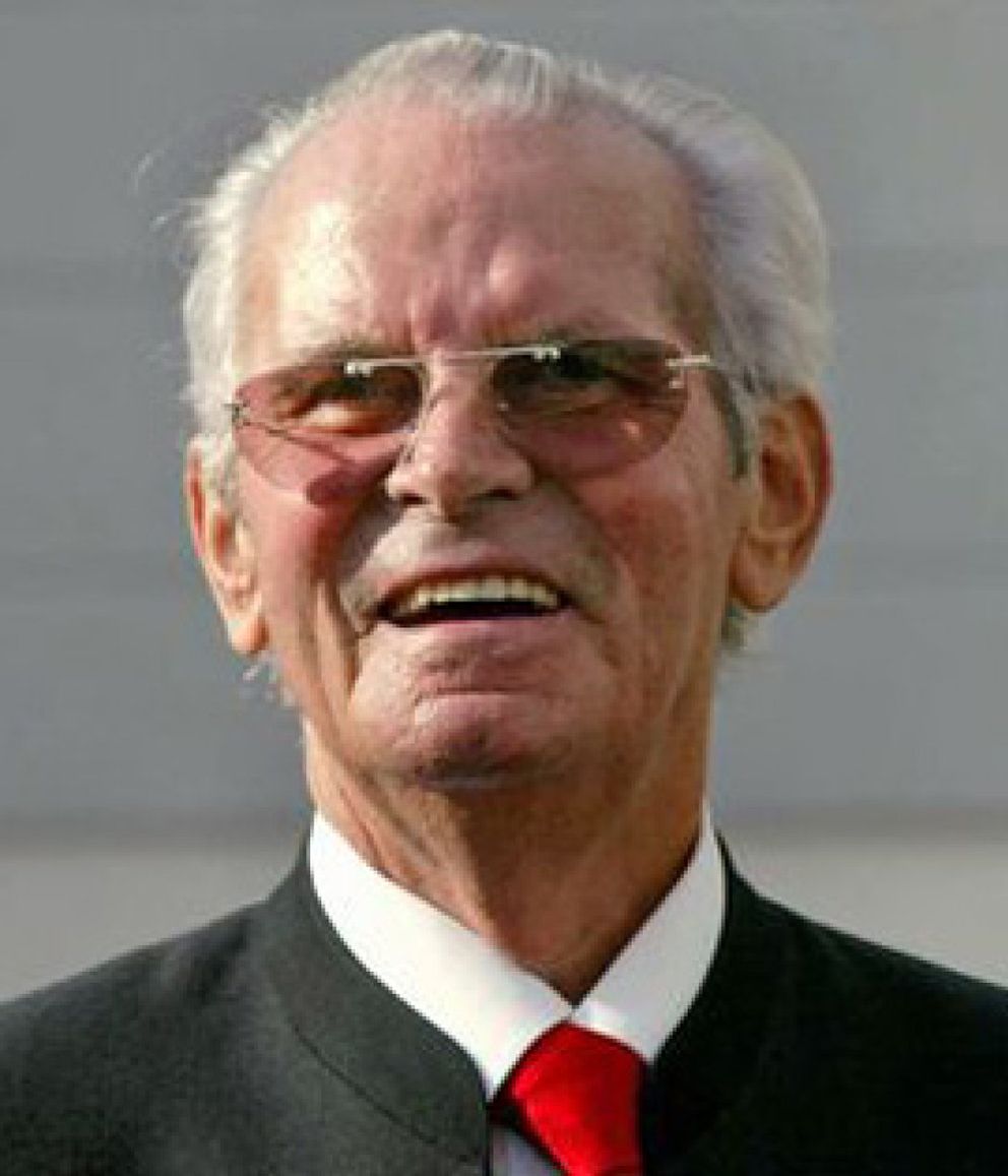 Foto: El millonario fundador del grupo de Makro y Media Markt se suicida a los 89 años