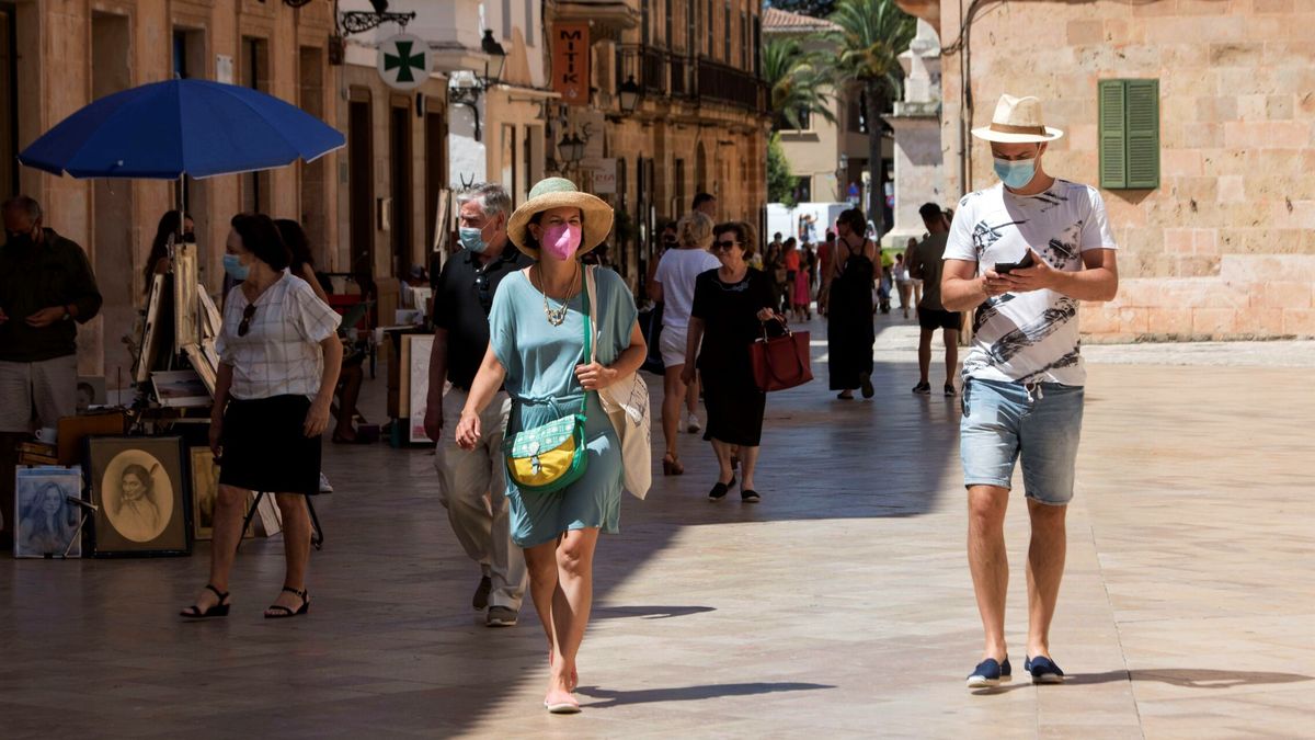Los turistas internacionales bajaron un 69,7% en mayo y solo mejora el gasto en Baleares