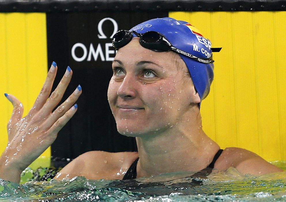 Foto: Melani celebra su victoria en los 400 metros lisos en la Copa del Mundo e Dubái enseñando sus uñas azules (Reuters). 