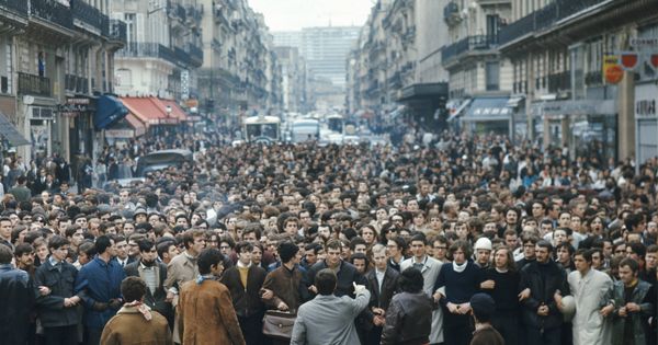 Foto: Manifestación en París en mayo de 1968. (Getty Images)