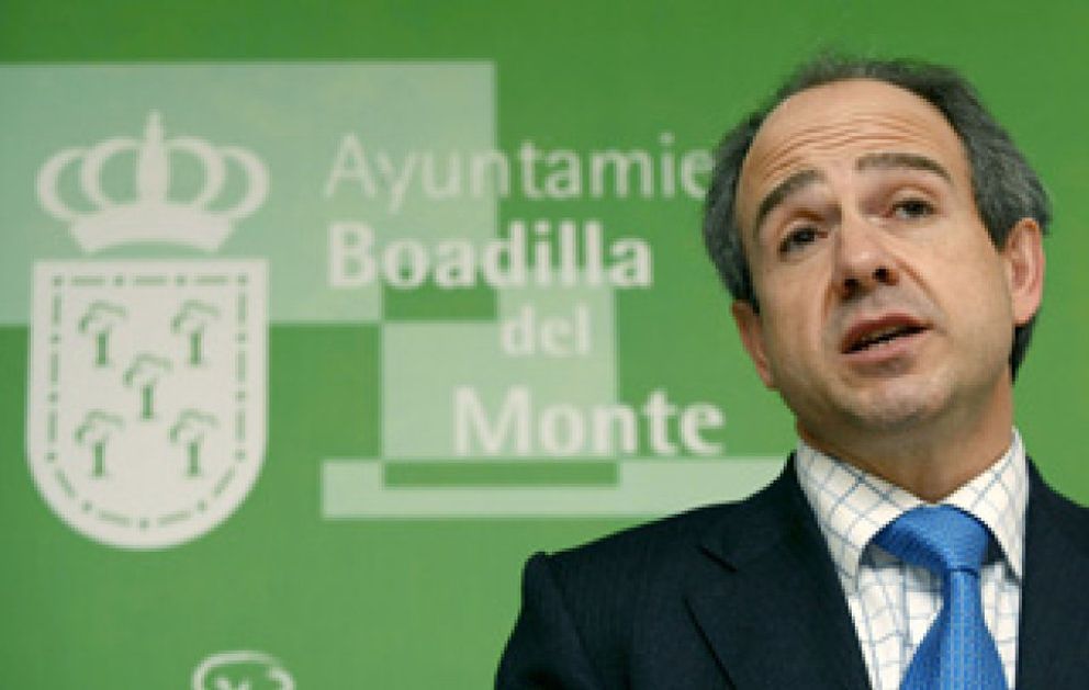 Foto: Granados anuncia la dimisión del alcalde de Boadilla y de su 'número dos'
