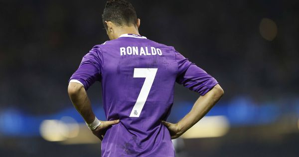 Foto: Cristiano Ronaldo durante un partido de Champions. (Reuters)