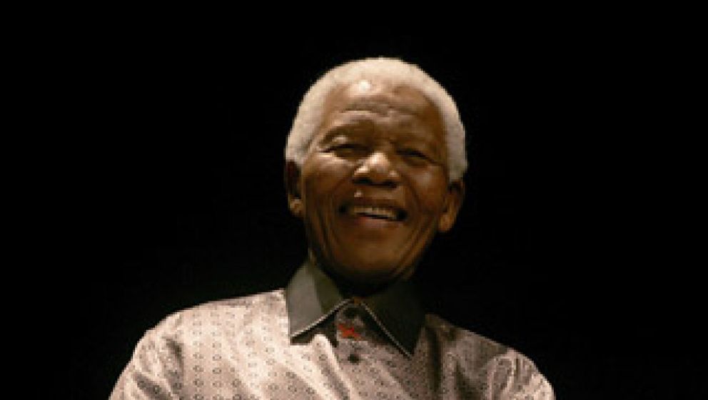 Foto: Mandela celebra su cumpleaños lanzando un comité de sabios que hará frente a los grandes problemas mundiales