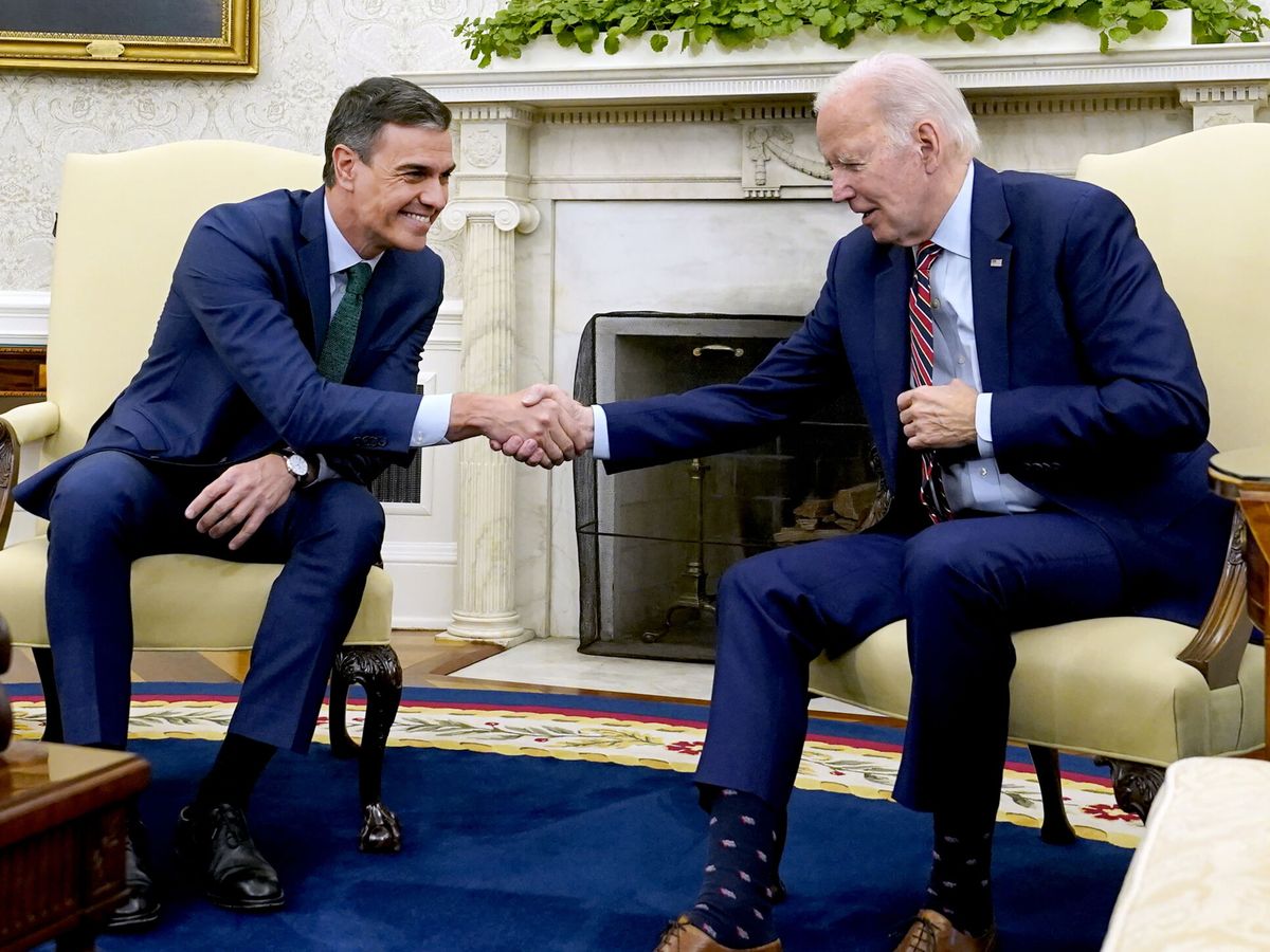 Foto: El presidente Sánchez y Biden, en la visita del pasado viernes. (EFE/Chris Kleponis)
