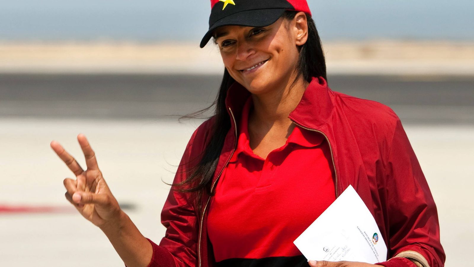 Foto: Isabel dos Santos, socia de CaixaBank en Angola. (EFE)