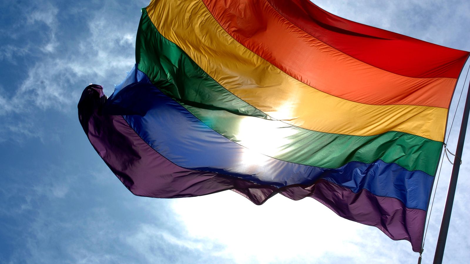 Foto: Una bandera arcoiris. (EFE)
