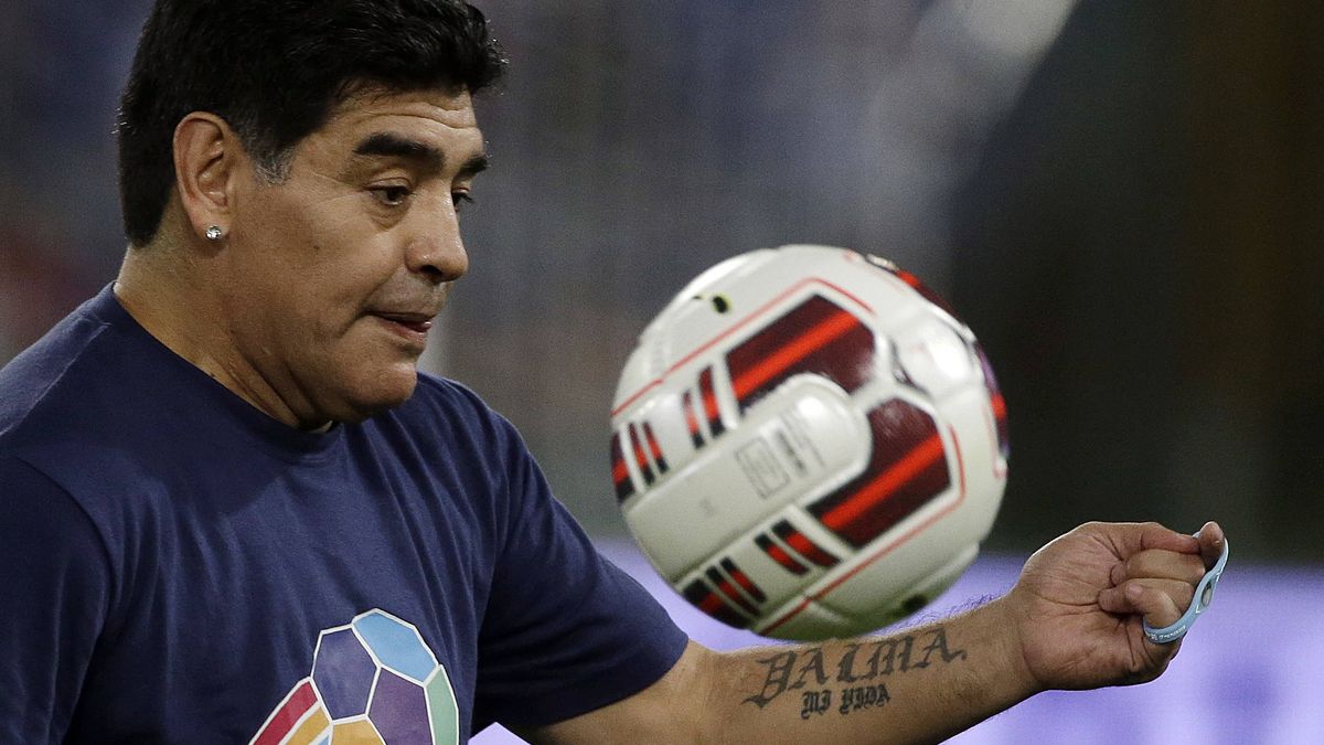 Una foto cazando de Maradona levanta la polémica en las redes sociales