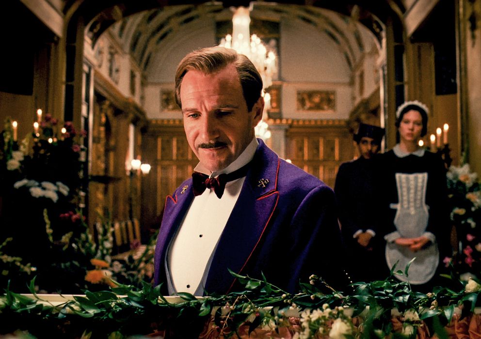 Foto: Ralph Fiennes en una escena de 'Gran Hotel Budapest', de Wes Anderson (Fox Searchlight) 