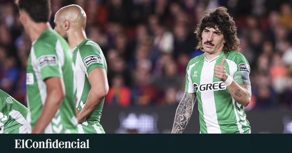 La Fiscalía abre diligencias contra el youtuber Iñaki Angulo por insultos homófobos al futbolista Héctor Bellerín