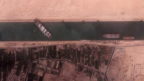 La maniobra que bloquea el mundo: cómo un carguero pudo encallar en el Canal de Suez