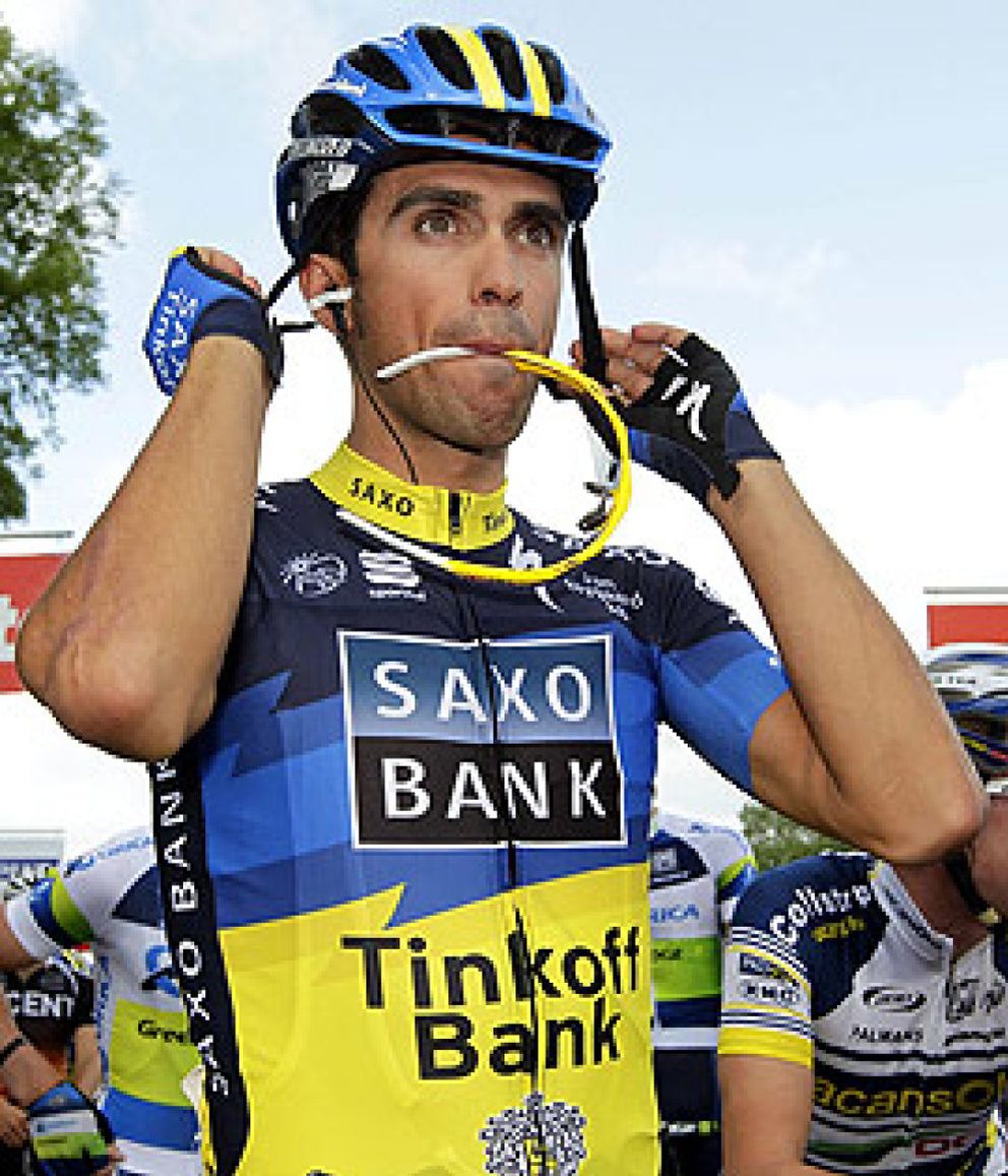 Foto: El Euskaltel sigue en 'primera', el Saxo de Contador tendrá que jugarse su plaza