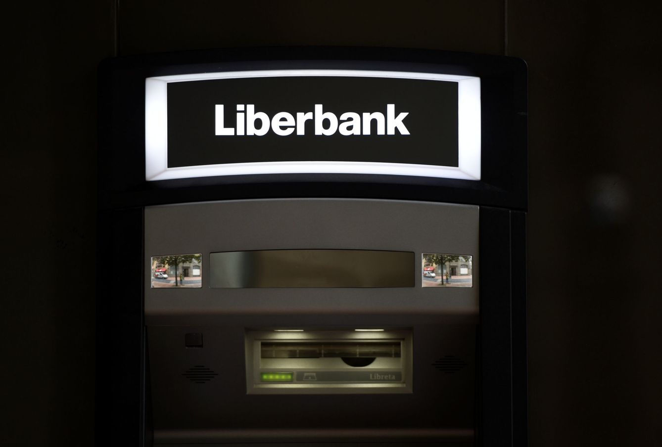 Cajero de Liberbank en Oviedo. (Reuters)