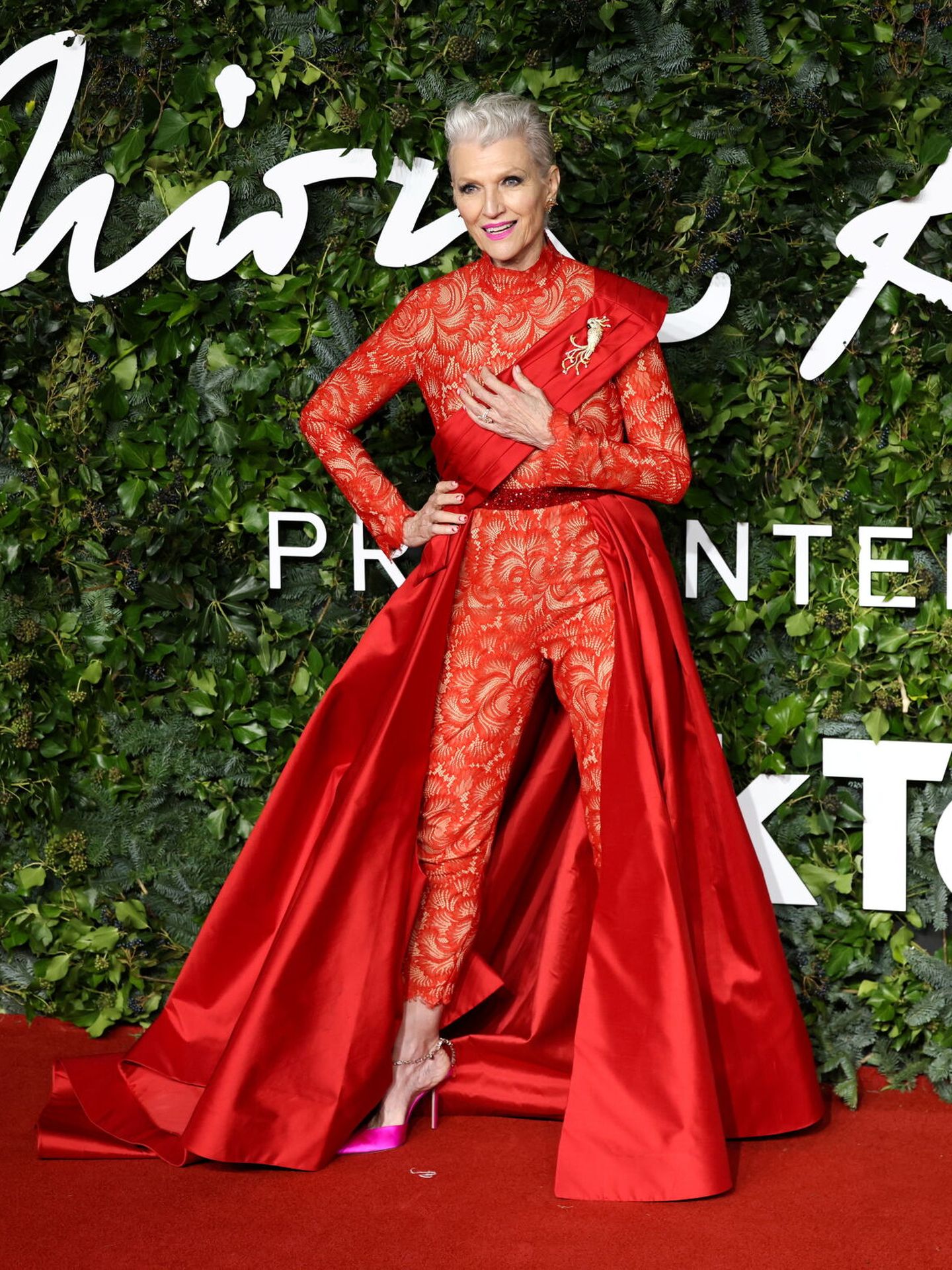 Maye Musk, en la alfombra roja de los Fashion Awards. (Reuters/Henry Nicholls)