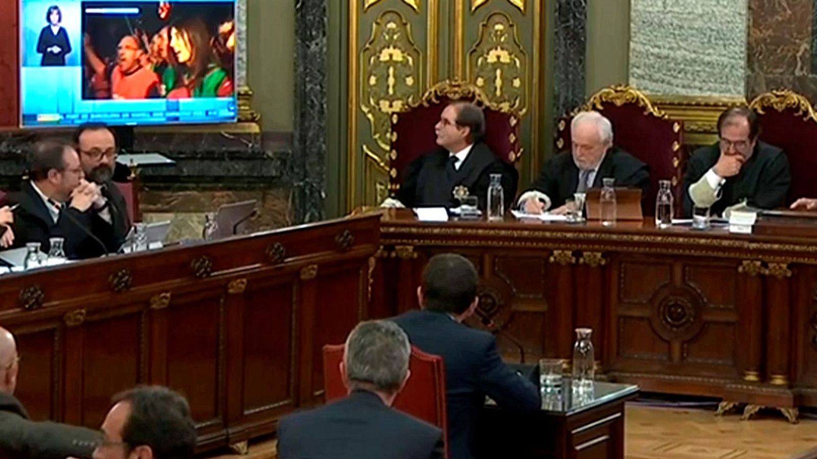 Foto: Captura de la señal institucional del Tribunal Supremo del interrogatorio del expresidente de la ANC Jordi Sànchez. (EFE)