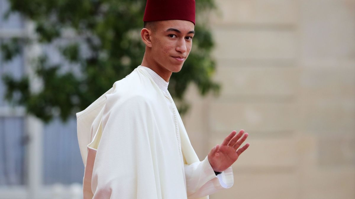 Moulay Hassan, hijo de Mohamed VI, cumple 18 años, pero aún deberá esperar para reinar