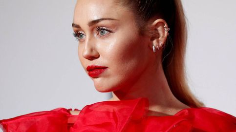 Celebrities tránsfugas del rubio: de Miley Cyrus a Ana Fernández, ¿por qué se pasan al moreno?