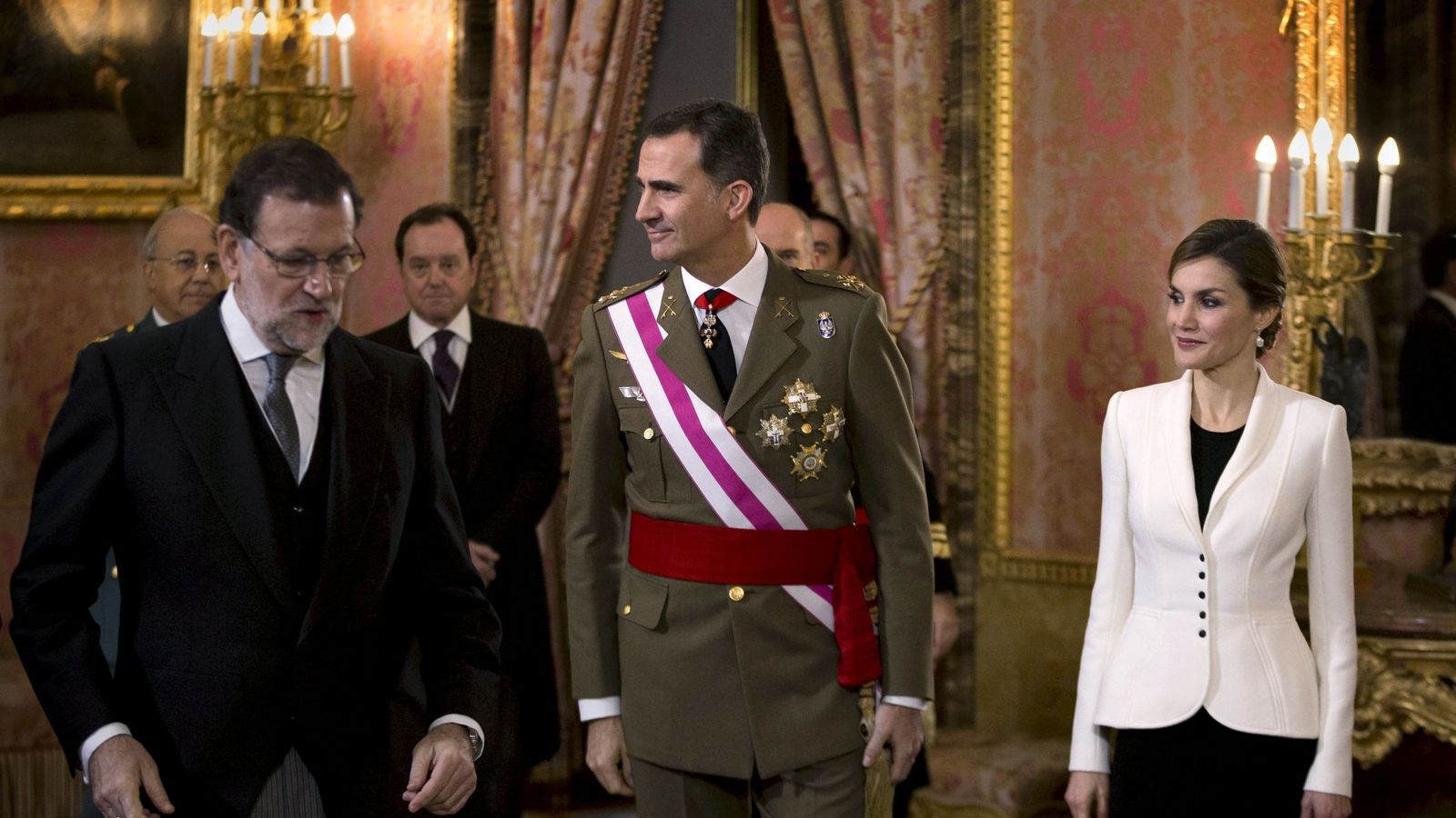 Foto: Mariano Rajoy, Felipe VI y Doña Letizia. (Reuters)