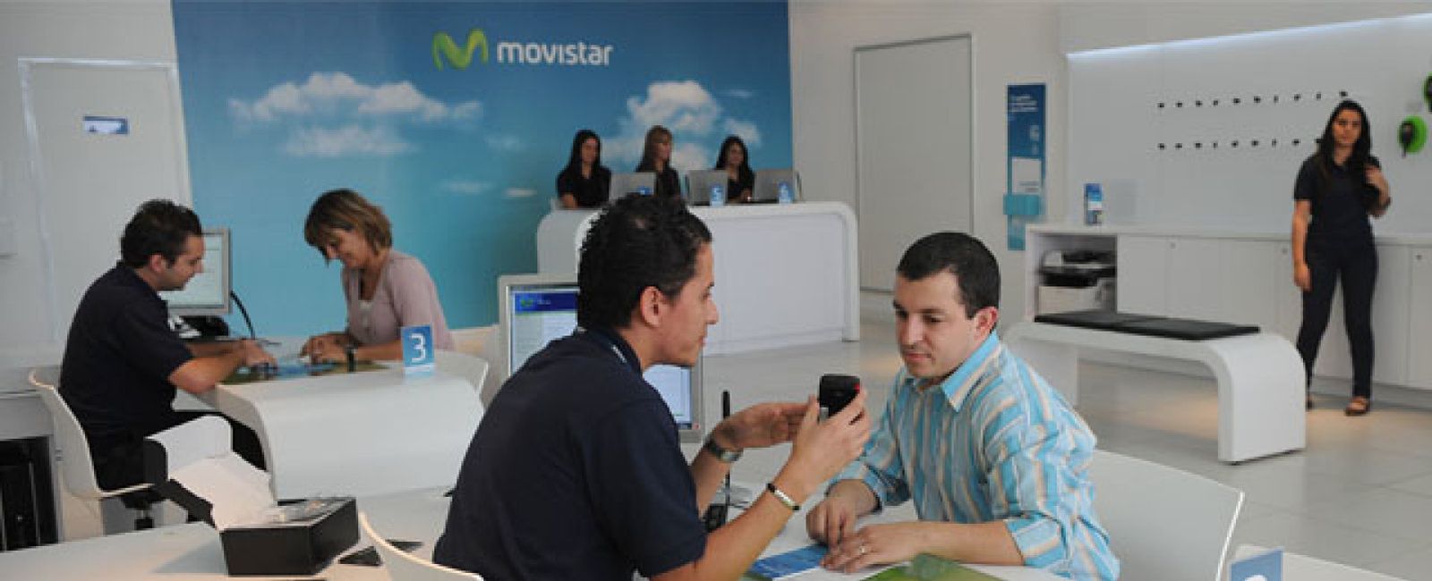 Foto: El cambio de Movistar: vuelve a ser la más valorada en banda ancha