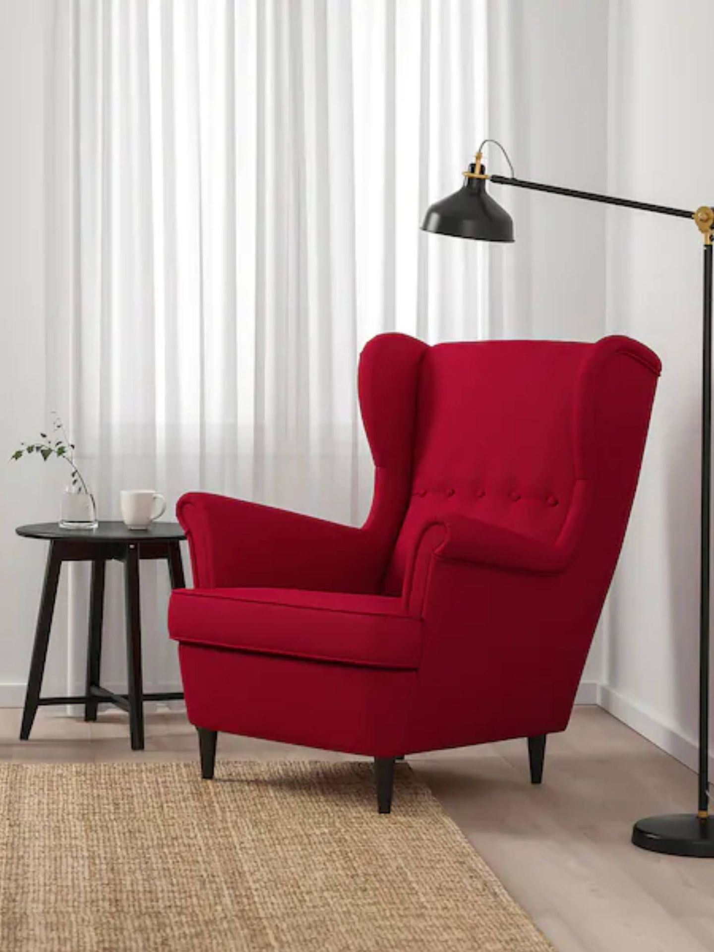 Decora con estos sillones de Ikea tu rincón de lectura perfecto. (Cortesía)