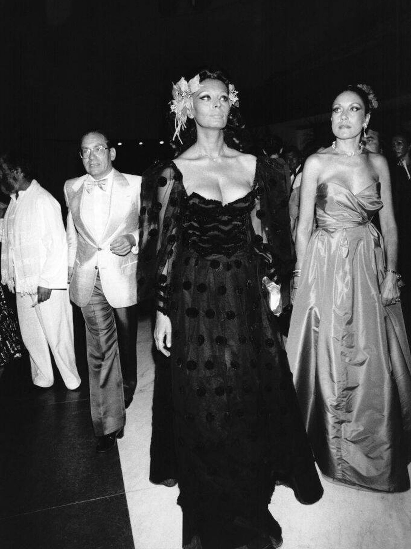 Sophia Loren, en 1979 con el vestido de Azzaro. (Getty/Gilbert Tourte)