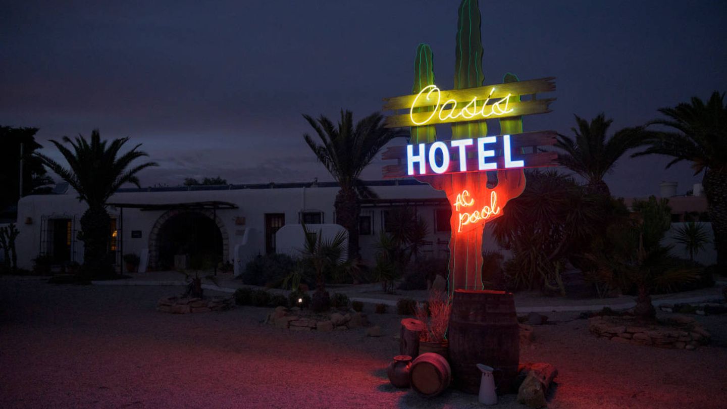 El hotel de 'Vis a vis: el oasis'. (Fox)