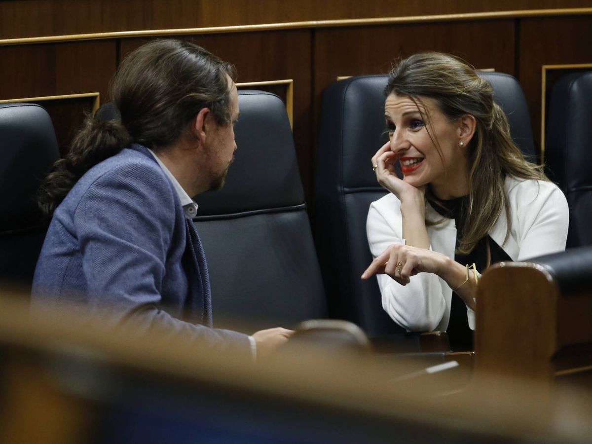 Foto: Yolanda Diaz junto a Pablo Iglesias en el Congreso. (Europa Press)