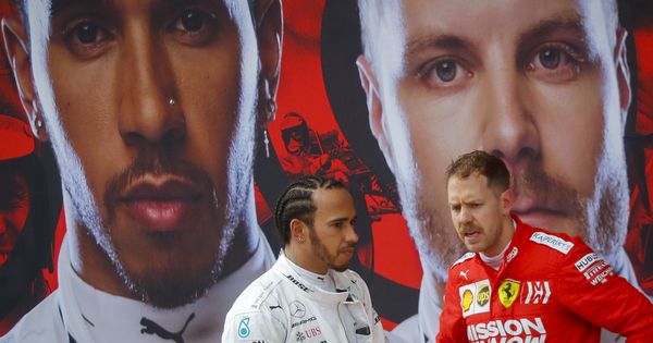 Foto: Hamilton y Vettel al termino del Gran Premio de China. (EFE)