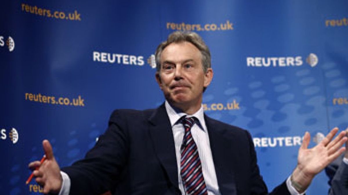 Blair cree que los medios actúan como "fieras salvajes"