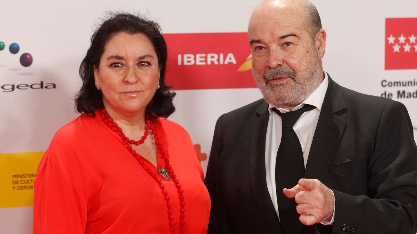 Resines y su mujer, Ana Pérez Lorente. (EFE/Rodrigo Jiménez)