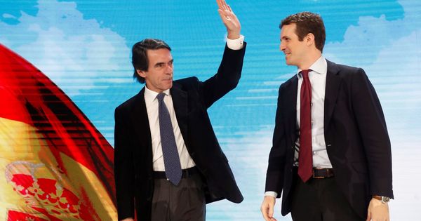 Foto: Aznar y Casado, durante la última convención del PP. (EFE)