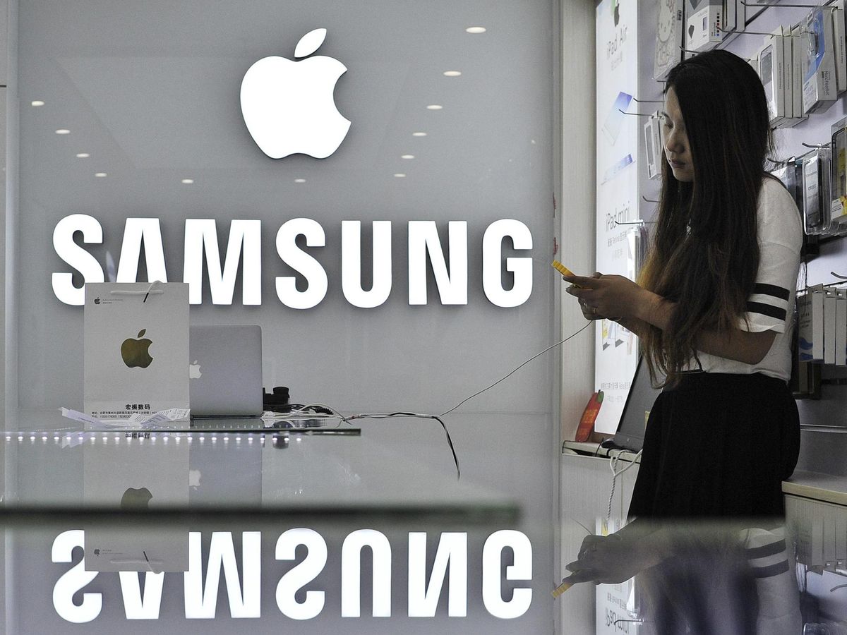 Foto: Apple y Samsung son las marcas de telefonía más imitadas (Reuters/Stringer)