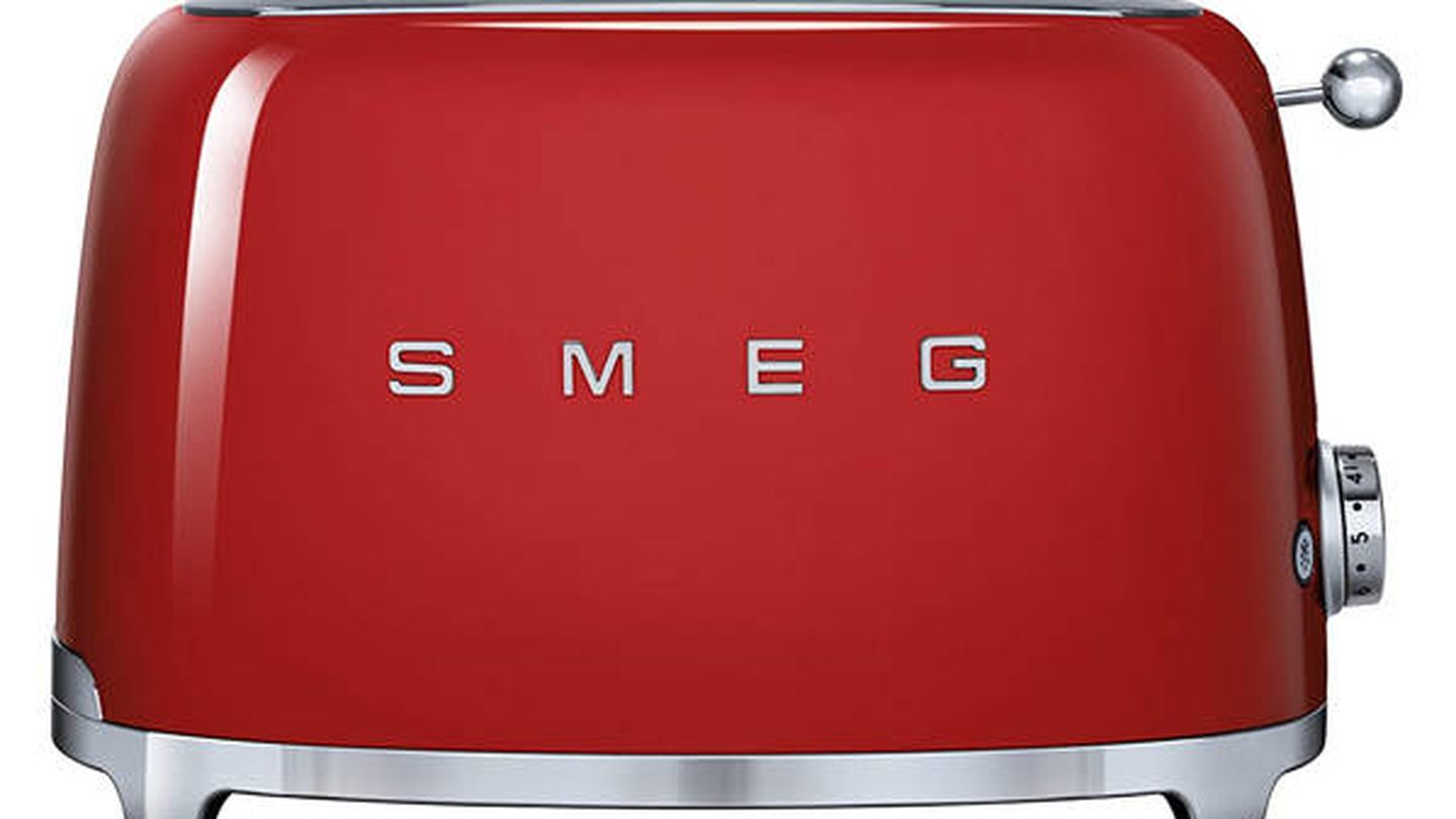 Tostador de acero SMEG en rojo